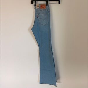 Levi’s women’s 726 High Waisted Long Stretch Flare Light Blue Jeans 27 x 34 Tall